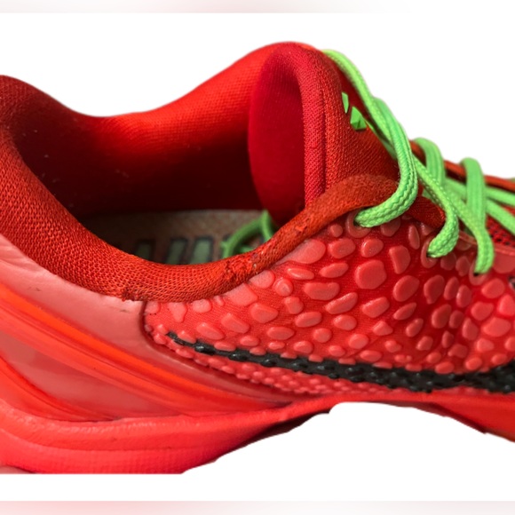 Nike Kobe 6 Protro "REVERSE GRINCH" 2023 - Size 9 - Picture 2 of 7